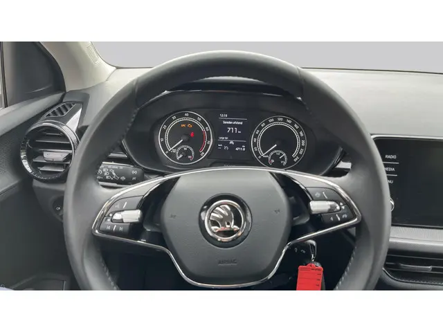 Škoda Fabia 1.0 TSI Active 2024 Benzine 17