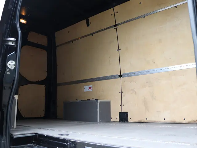 Mercedes-Benz Sprinter 314 2.2 CDI L2H2 2019 Diesel 24