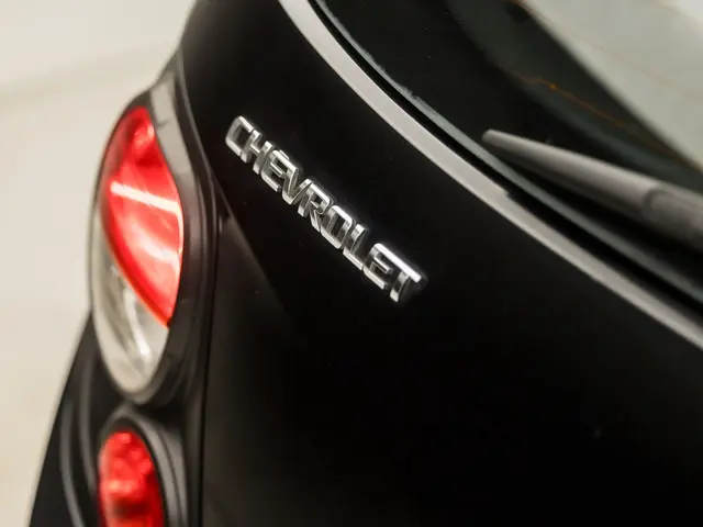 Chevrolet Aveo 1.2 LT Sport 2013 Benzine 23