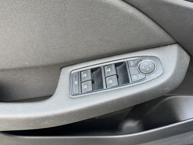 Renault Clio 1.0 TCe 92pk Intens 2022 Benzine 9