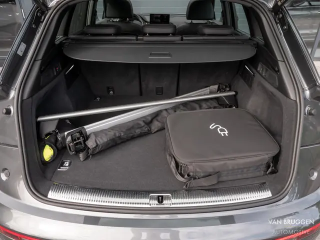 Audi Q5 50 TFSI e S-Line 2021 Hybride Benzine 9