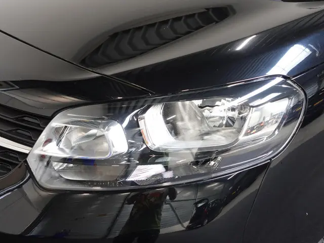 Opel Vivaro 102pk L3H1 Edition 2022 Diesel 9