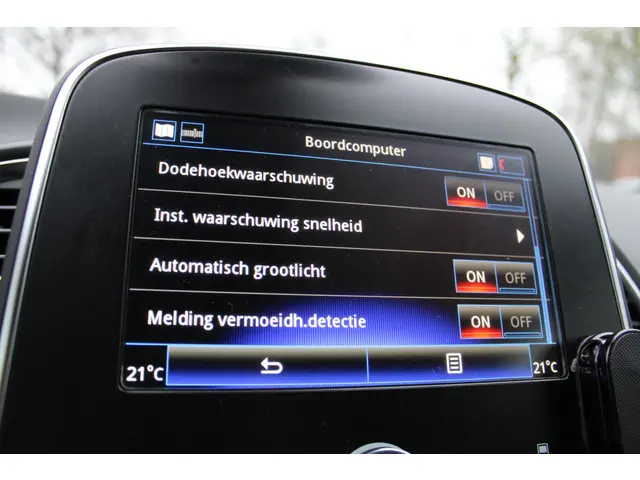 Renault Scénic 1.3 TCe 140 EDC Intens 2020 Benzine 35