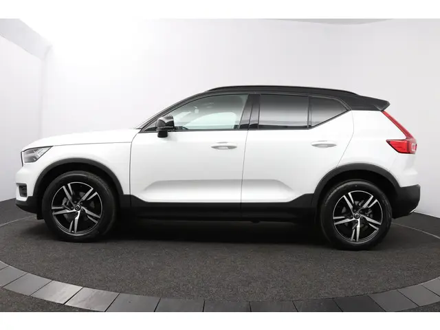 Volvo XC40 1.5 T3 R-Design 2019 Benzine 6