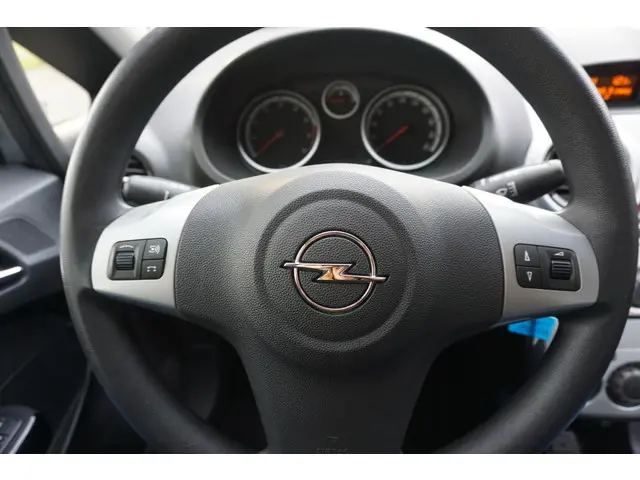 Opel Corsa 1.4-16V 2012 Benzine 15