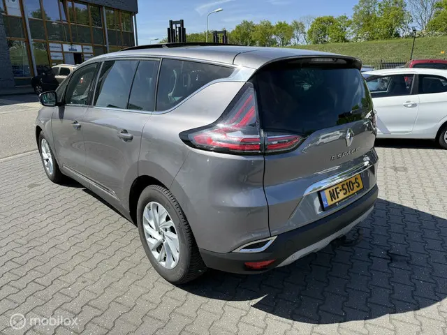 Renault Espace 1.6 dCi Initiale Paris 5p. 2016 Diesel 4