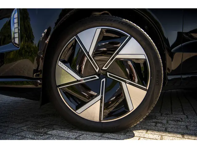 Volvo EX90 Twin Motor Ultra 7p. 111 kWh 2025 Elektrisch 32