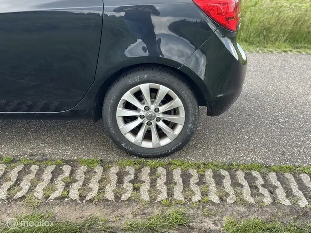 Opel Meriva 1.4 Turbo Color Edition 2012 Benzine 14