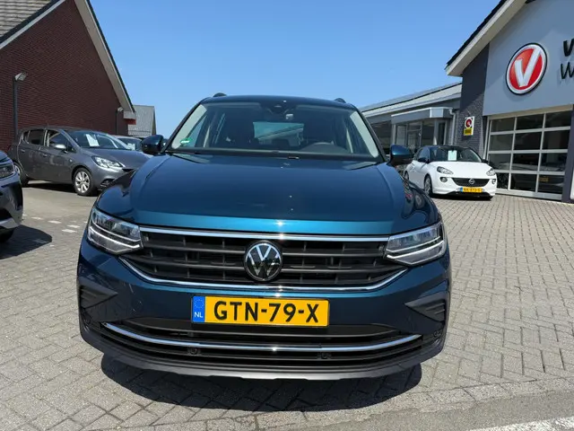 Volkswagen Tiguan 1.5 TSI Life RIJKLAARPRIJS! 2023 Benzine 4