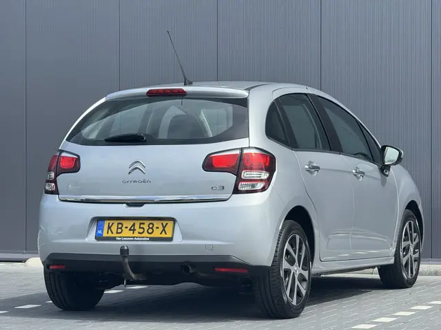 Citroën C3 1.2 PureTech Selection 2016 Benzine 17