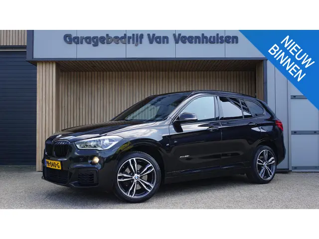 BMW X1 xDrive25i 232pk M-Sport & Shadow-Line 2017 Benzine