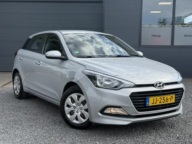 Hyundai i20 1.0 T-GDI i-Drive Cool 2016 Benzine 4