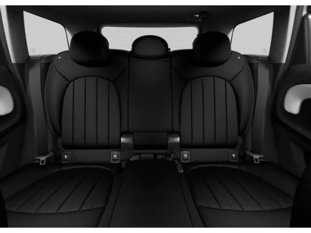MINI Countryman Cooper SE ALL4 2021 Hybride Benzine 16