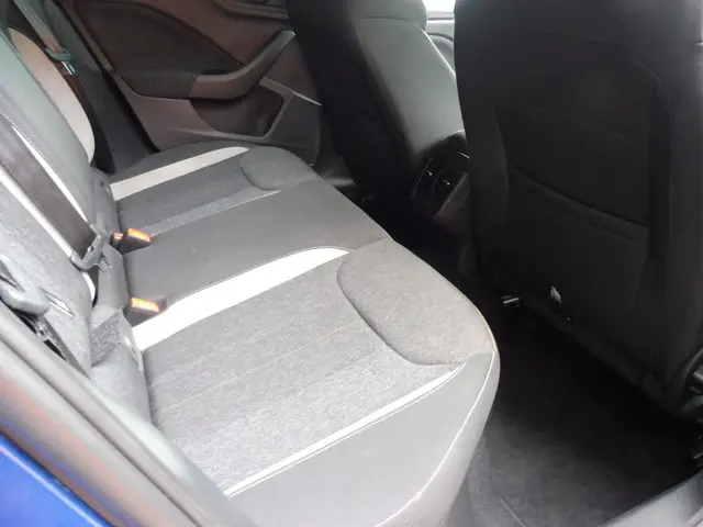 Škoda Kamiq 1.0 TSI Business Edition 2022 Benzine 31