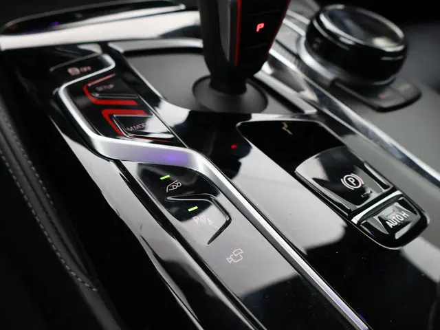 BMW M5 COMPETITION 740 PK FACELIFT MODEL 2020 Benzine 84