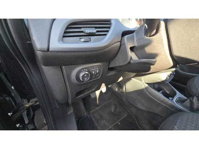 Opel Corsa 1.4 Edition 2017 Benzine 21