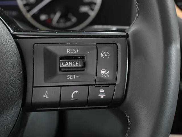 Nissan QASHQAI 1.3 MHEV Design Acenta 2022 Benzine 16