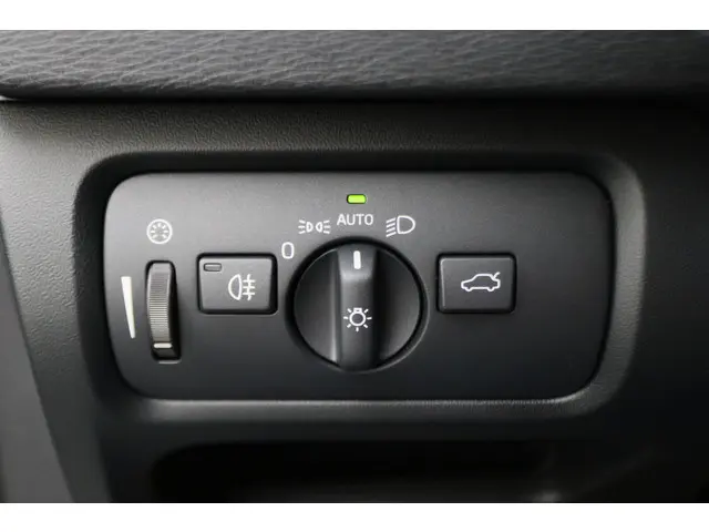 Volvo V40 Cross Country 1.6 T4 Summum 2014 Benzine 33