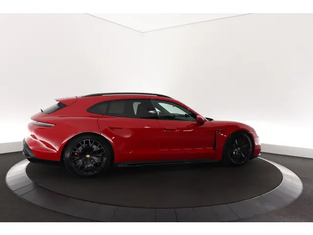 Porsche Taycan Sport Turismo GTS 2022 Elektrisch 6