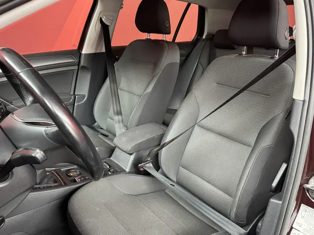 Volkswagen Golf 1.4 TSI Comfortline 2017 Benzine 3