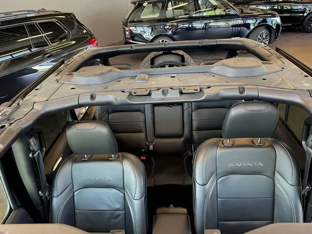 Jeep Wrangler Unlimited 2.0T Sahara 2019 Benzine 3