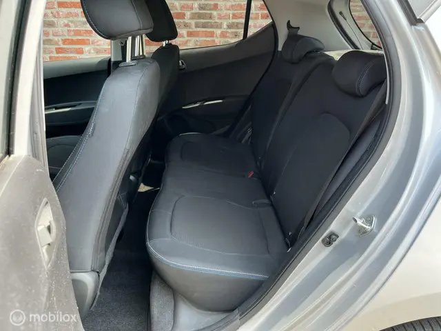 Hyundai i10 1.0i i-Motion Go! 2016 2017 Benzine 18