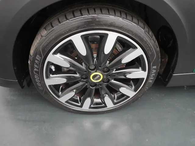 MINI Electric Yours 33 kWh 2022 Elektrisch 28