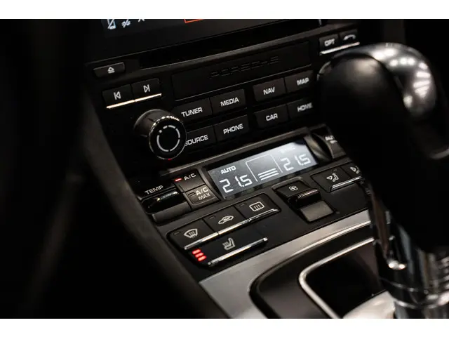 Porsche 911 3.0 Carrera 4S 2016 Benzine 35