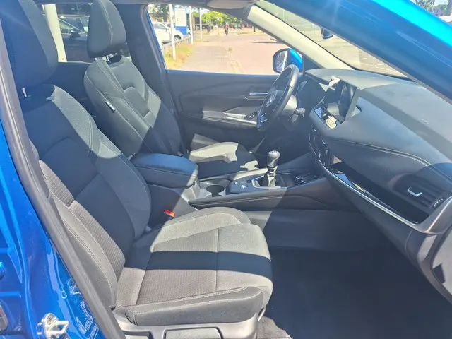 Nissan QASHQAI 1.3 MHEV Connecta 2023 Hybride Benzine 16