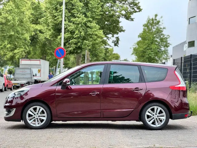 Renault Grand Scénic 1.4 TCe Expression 2012 Benzine 2