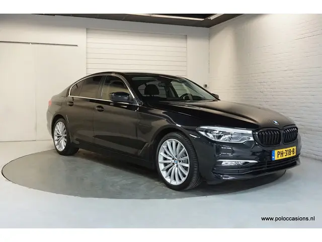 BMW 5 Serie 540i High Executive 2017 Benzine 2
