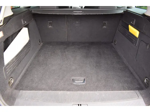 Opel Astra Sports Tourer 1.4 Turbo Blitz 2015 Benzine 17