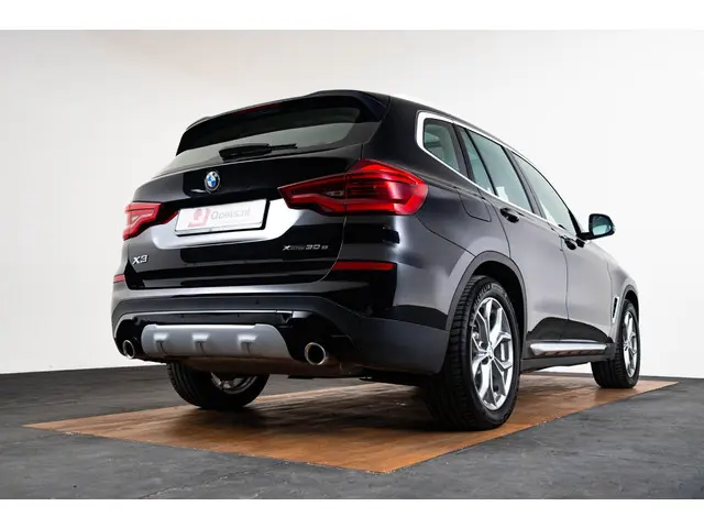 BMW X3 xDrive30e 2021 Hybride Benzine 30