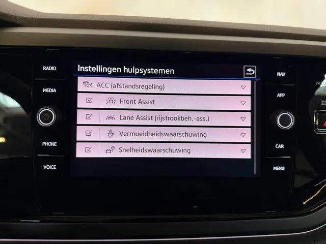 Volkswagen Polo 1.0 TSI R-Line 2024 Benzine 15