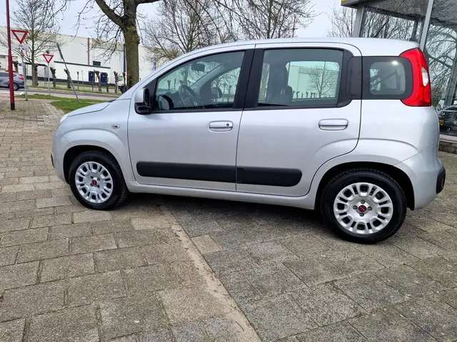 Fiat Panda 0.9 TwinAir Lounge 2017 Benzine 5
