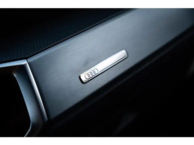 Audi Q3 45 TFSI e S edition 2022 Hybride Benzine 39