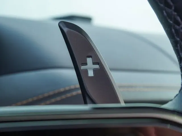 Aston Martin V8 Volante DB12 4.0 2024 Benzine 27