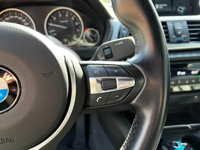 BMW 4 Serie Cabrio 420i Executive M Pakket 2019 Benzine 14