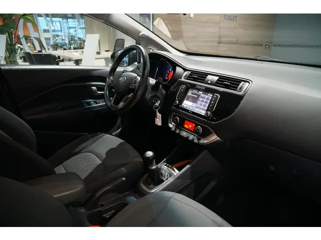 Kia Rio 1.2 CVVT ExecutiveLine 2017 Benzine 7