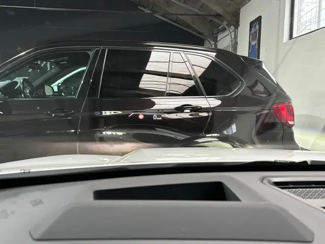 BMW X1 xDrive23i 2023 Benzine 27