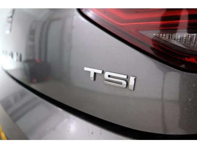 SEAT Leon ST 1.4 TSI X-PERIENCE 2017 Benzine 25