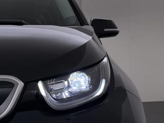 BMW i3 Basis 120Ah 42 kWh 2022 Elektrisch 13