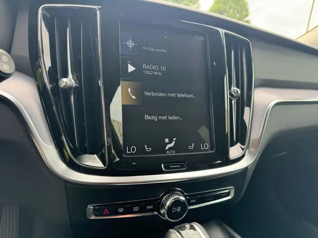 Volvo V60 2.0 T5 Momentum 2019 Benzine 13