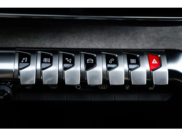 Peugeot 5008 GT 2024 Benzine 39