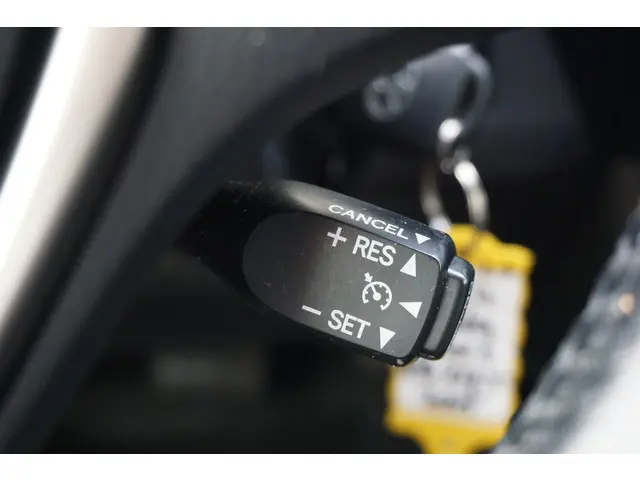 Toyota RAV4 2.0 Dynamic 4WD 2015 Benzine 21