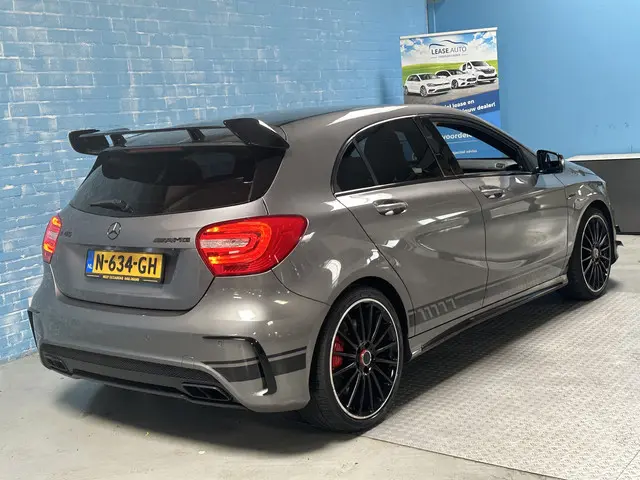 Mercedes-Benz A-Klasse AMG 45 4MATIC 2015 Benzine 7