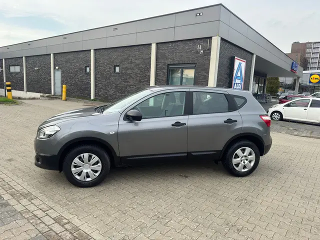 Nissan QASHQAI 1.6 Visia 2013 Benzine 14