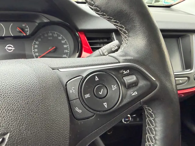 Opel Crossland 1.2 Turbo GS Line 2022 Benzine 23