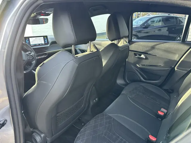 Peugeot e-208 EV GT Pack 136 PK 2022 Elektrisch 32