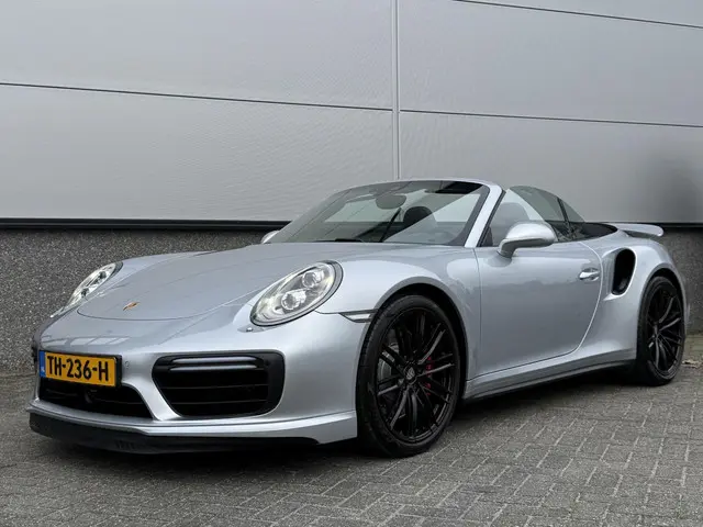 Porsche 911 Cabrio 3.8 Turbo Cabrio 2016 Benzine 3